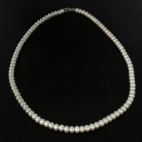 Süßwasser-Perlenkette (6 mm) 43 cm + 5 cm