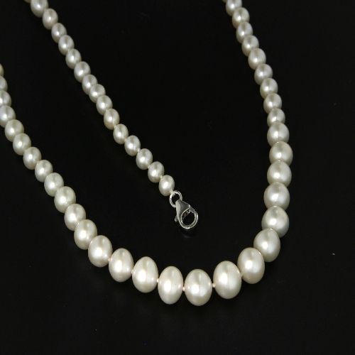 Süßwasser-Perlenkette verlaufend (5,5mm - 8,5mm) 43 cm + 5 cm