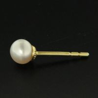 Ohrstecker Gold 333 Süßwasserperle 4,5 - 5,0mm